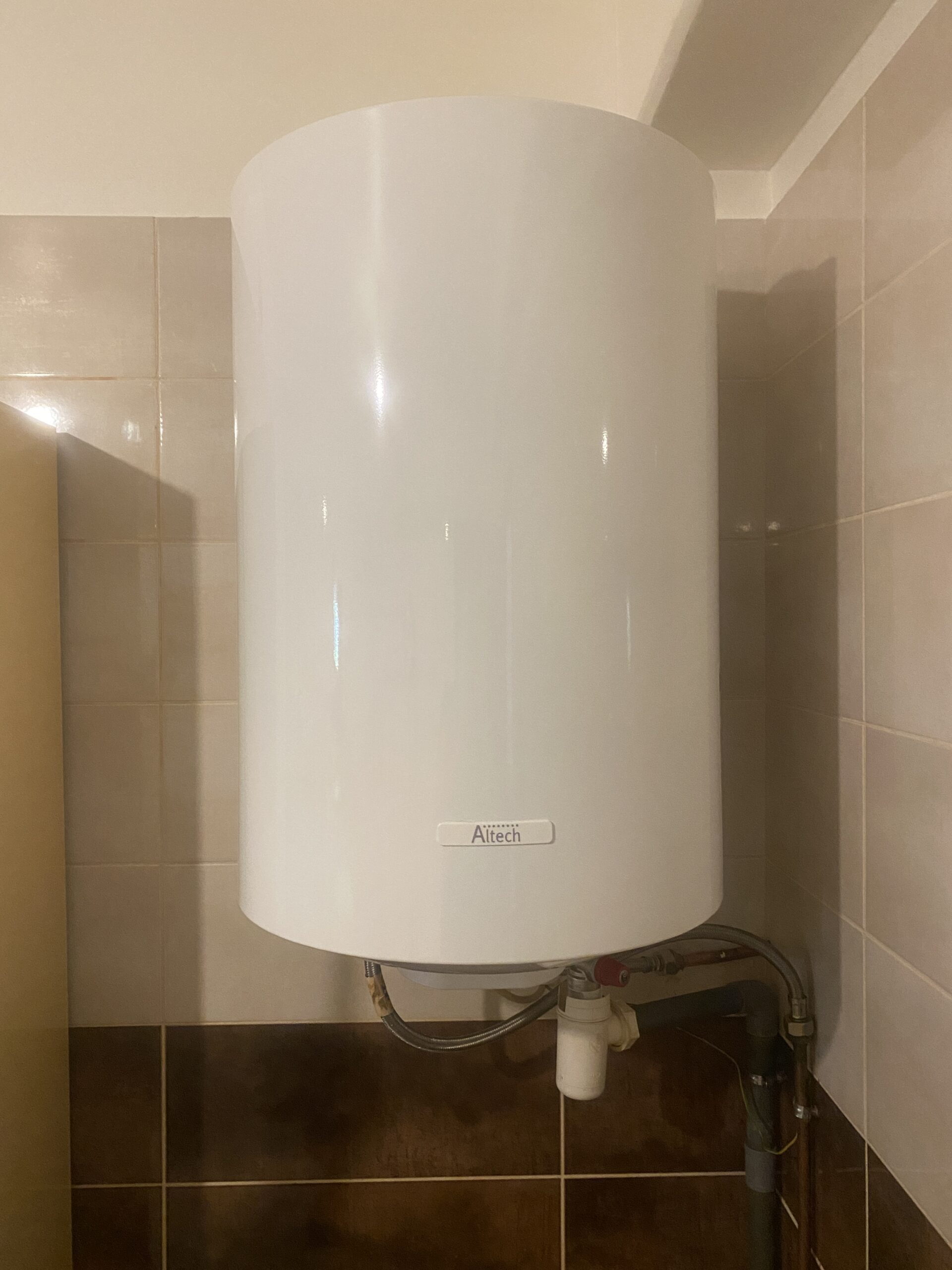 ballon eau chaude capacité litres Bompas